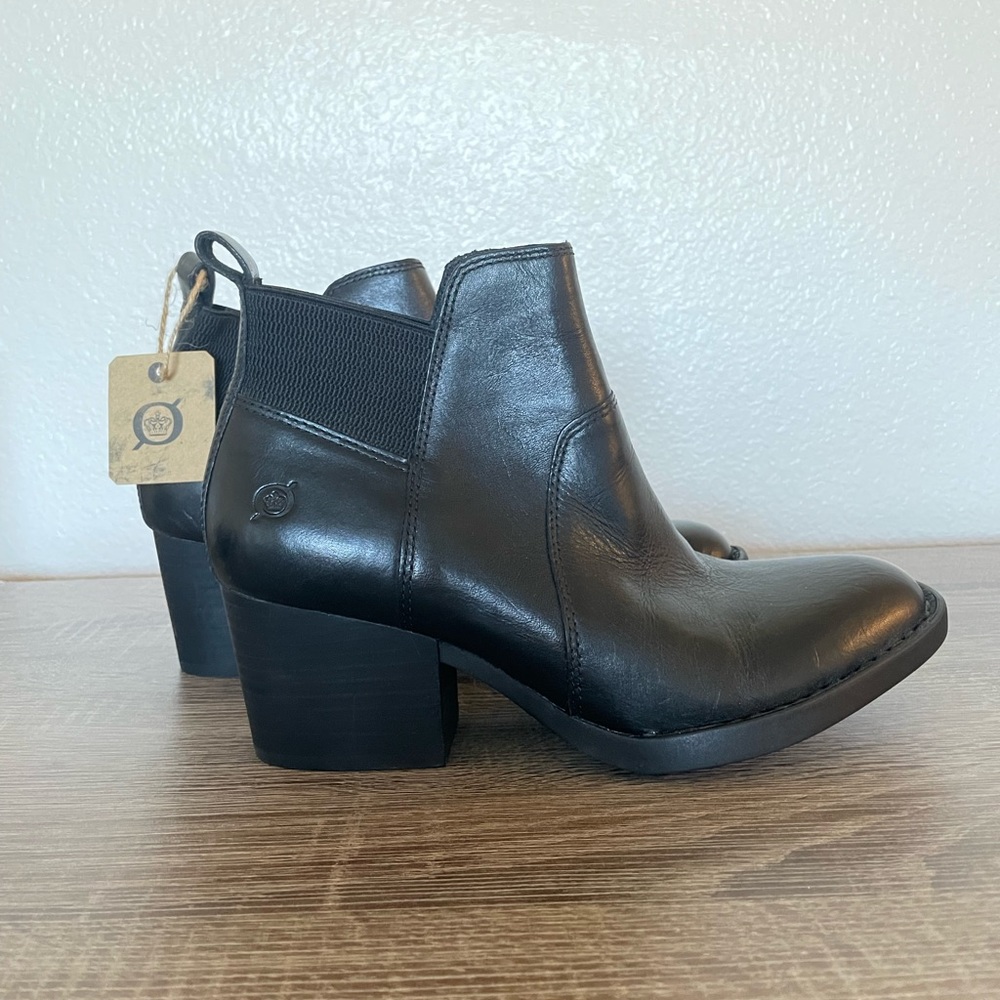 NWT Born Ankle Boots, Black, Size 8.5